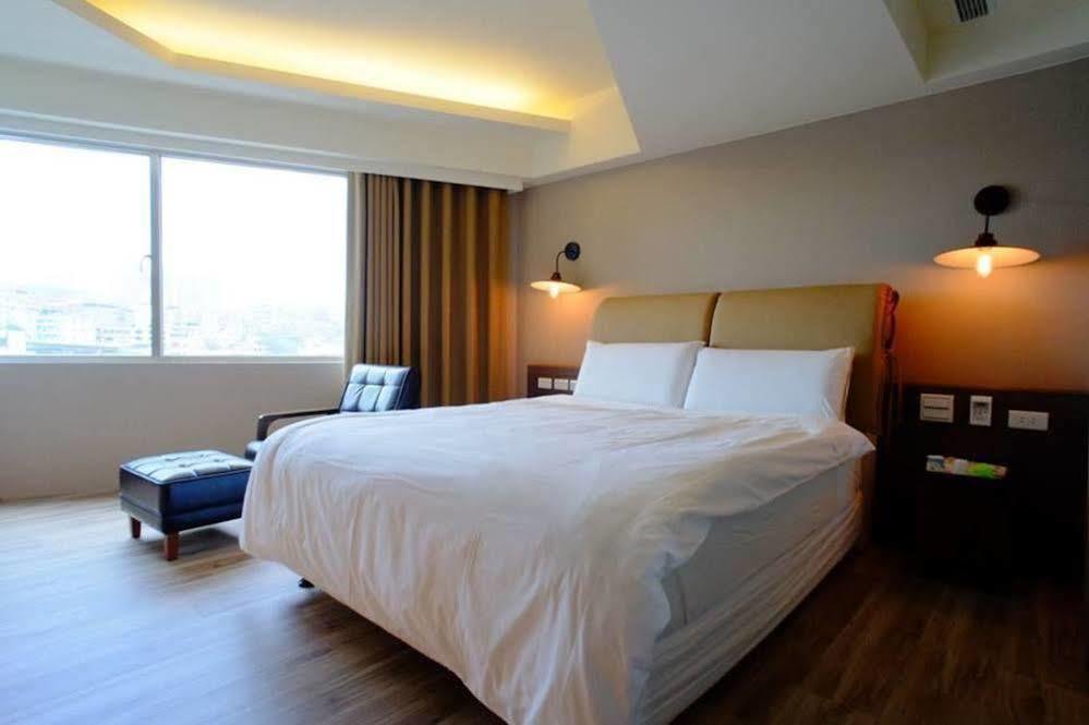 Open Room Hotel Tamsui Esterno foto